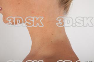 Neck reference of nude Norma 0001 0007